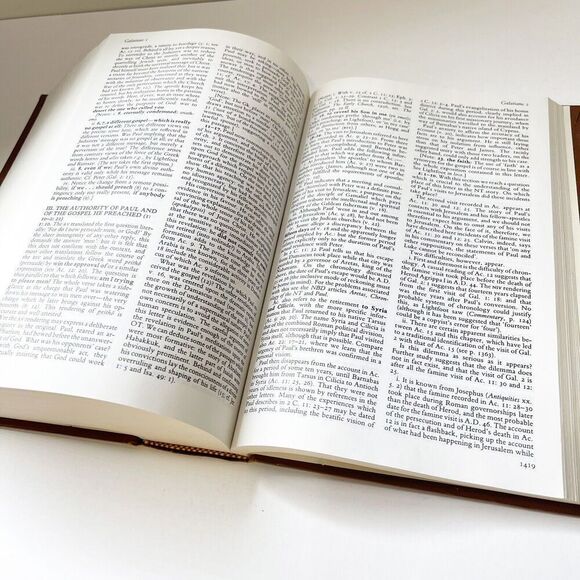 The New International Bible Commentary by F.F. Bruce 1986 Zondervan Guideposts - Picture 16 of 16